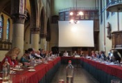 [foto plenary session at the Monasterium PoortAckere] 